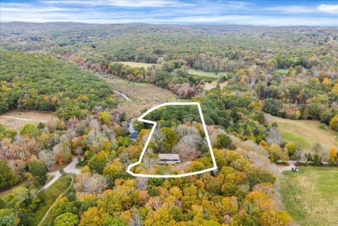 39 Hewitt Road North Stonington CT 06359