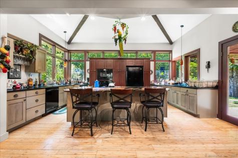 39 Hewitt Road North Stonington CT 06359