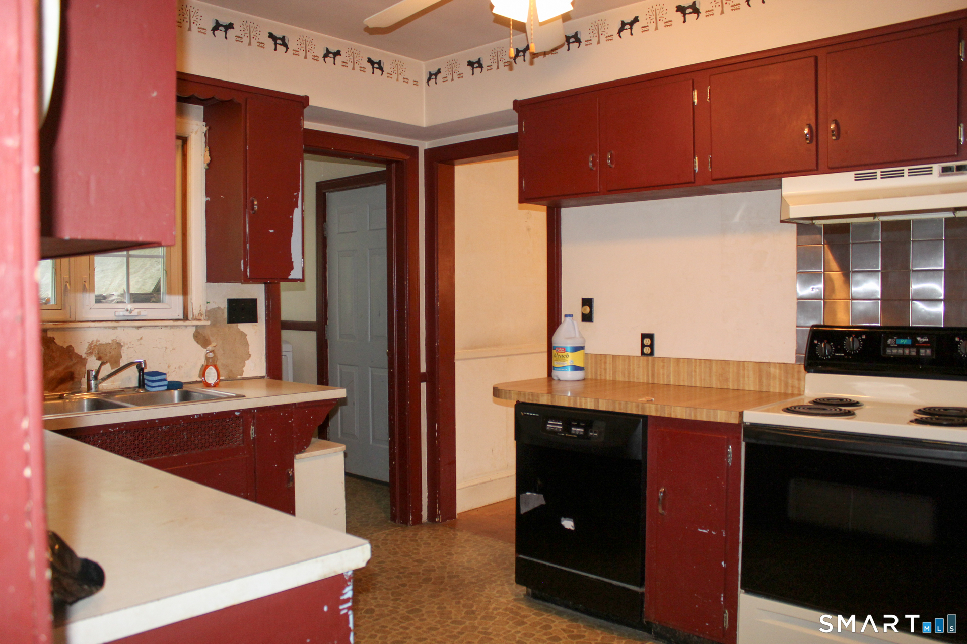 303 Riverside Drive Thompson CT 06277