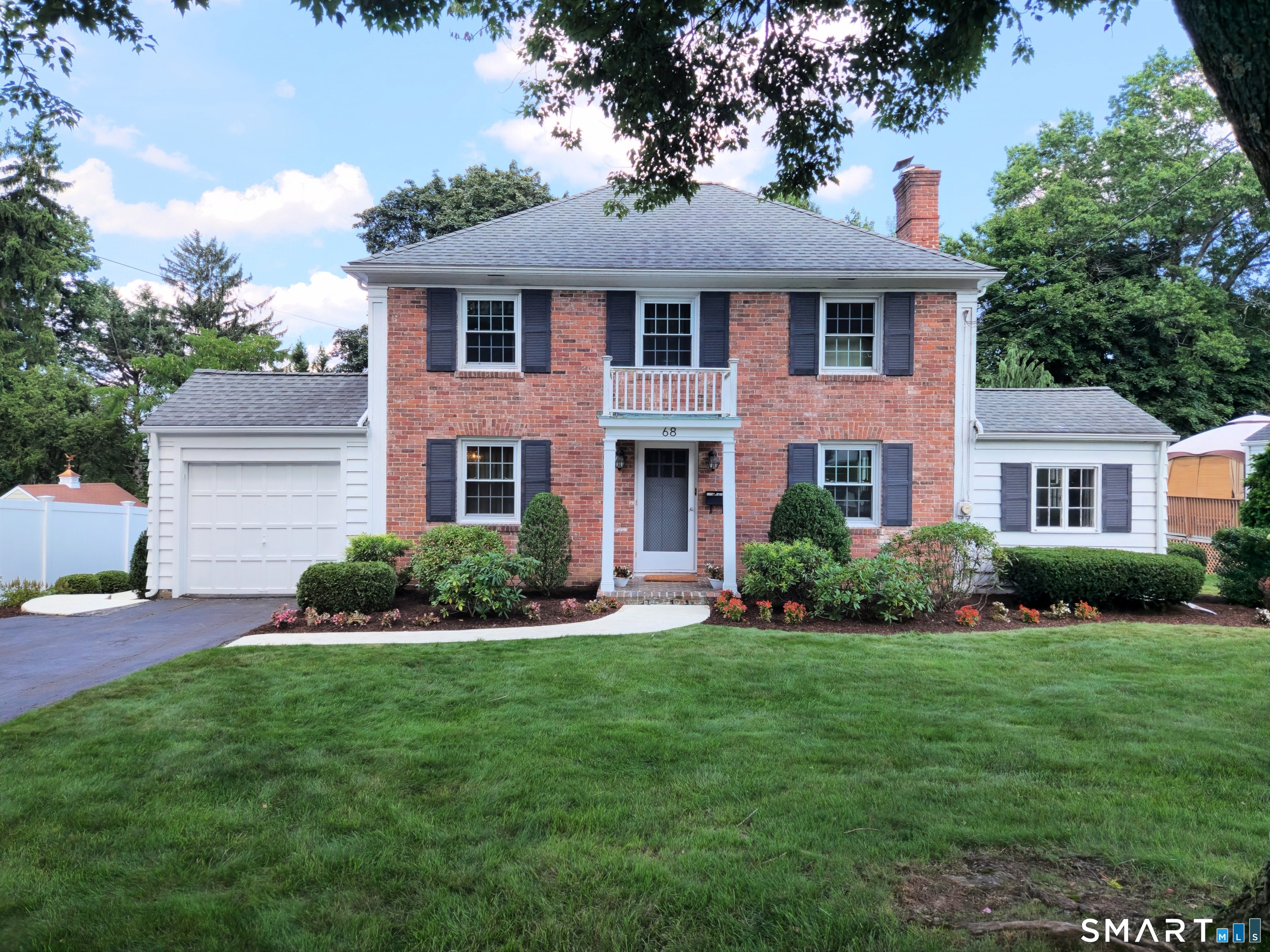 68 Farmingdale Road Wethersfield CT 06109