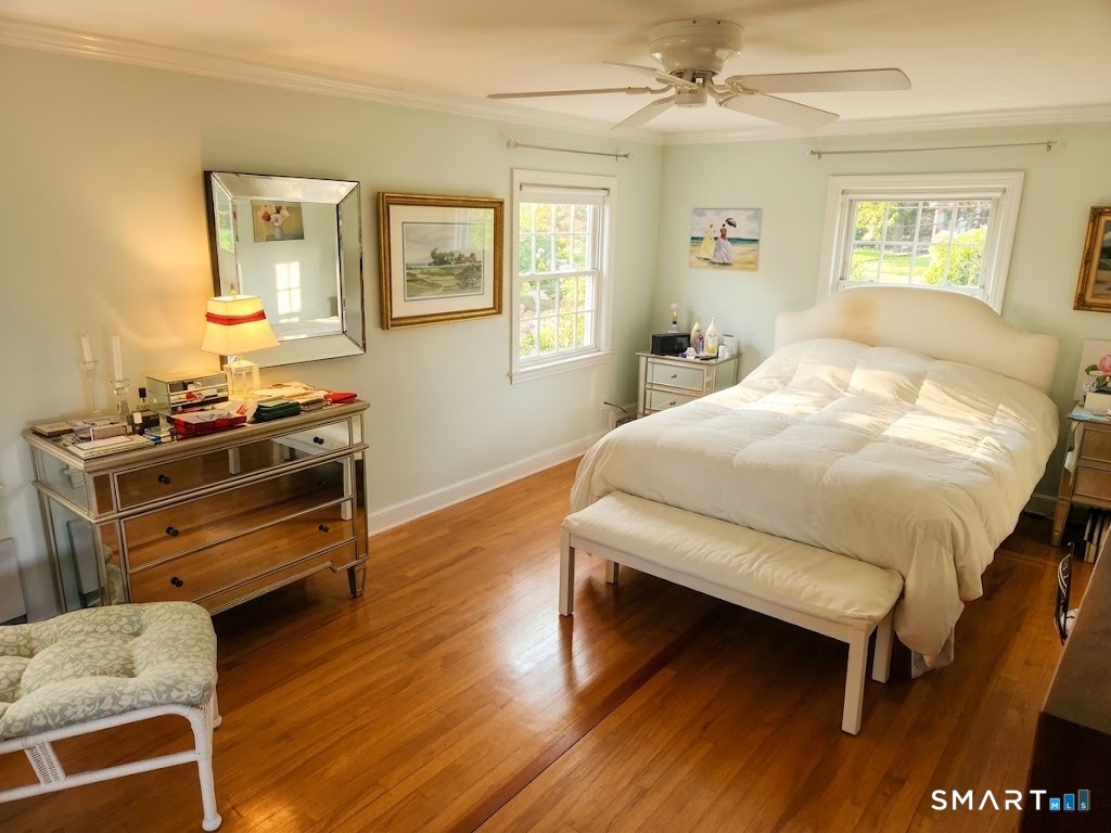 68 Farmingdale Road Wethersfield CT 06109