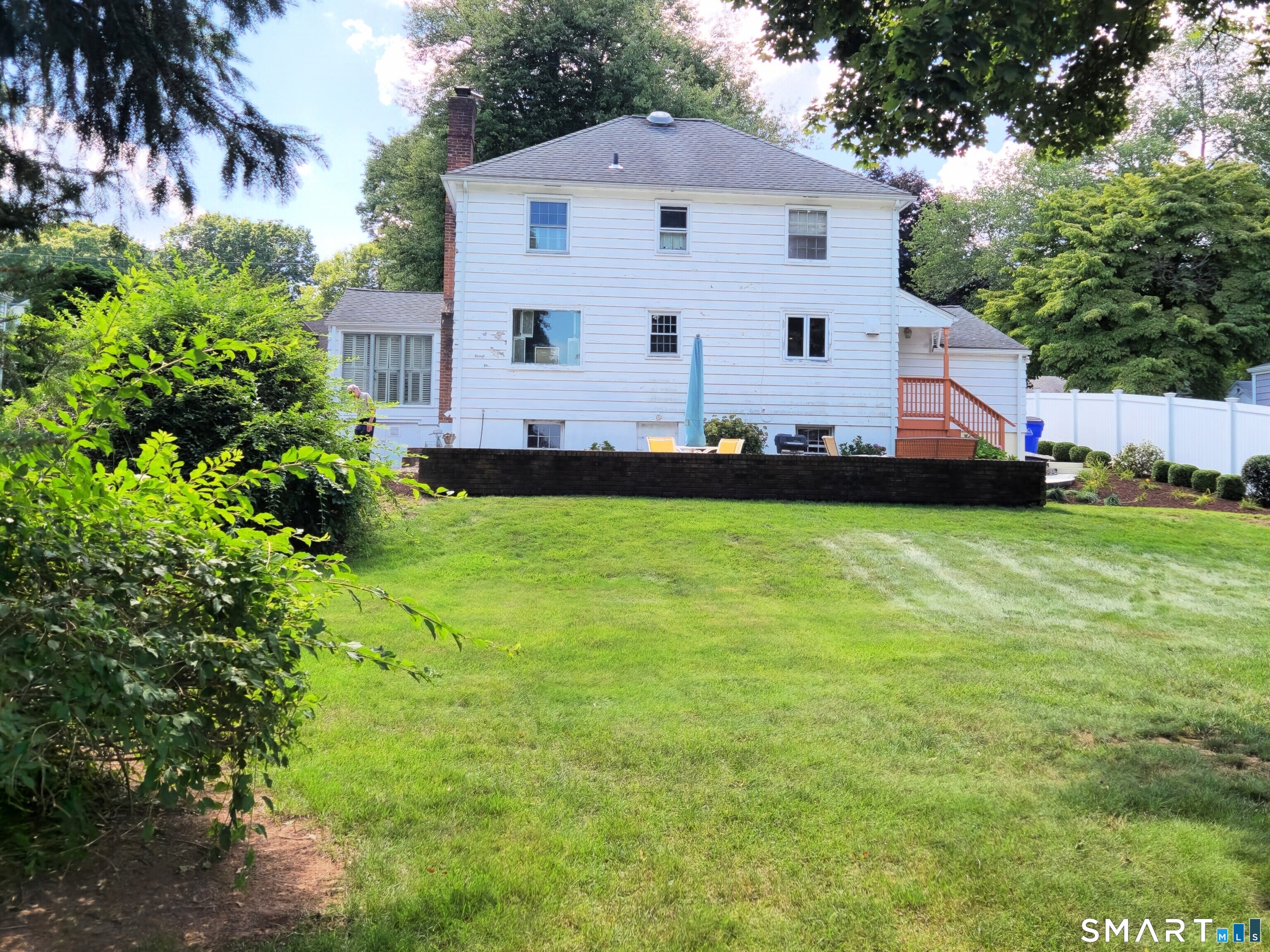 68 Farmingdale Road Wethersfield CT 06109