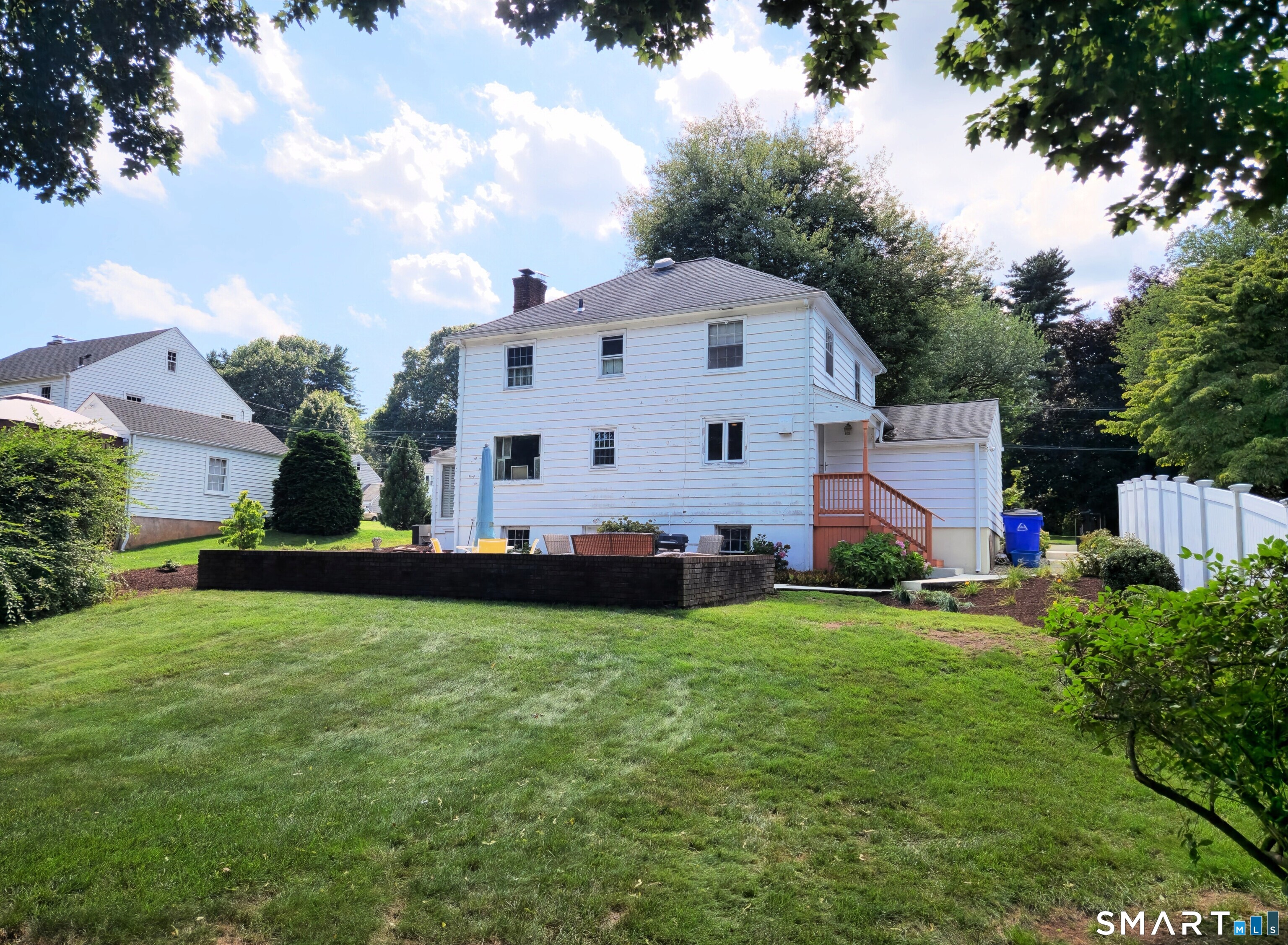 68 Farmingdale Road Wethersfield CT 06109