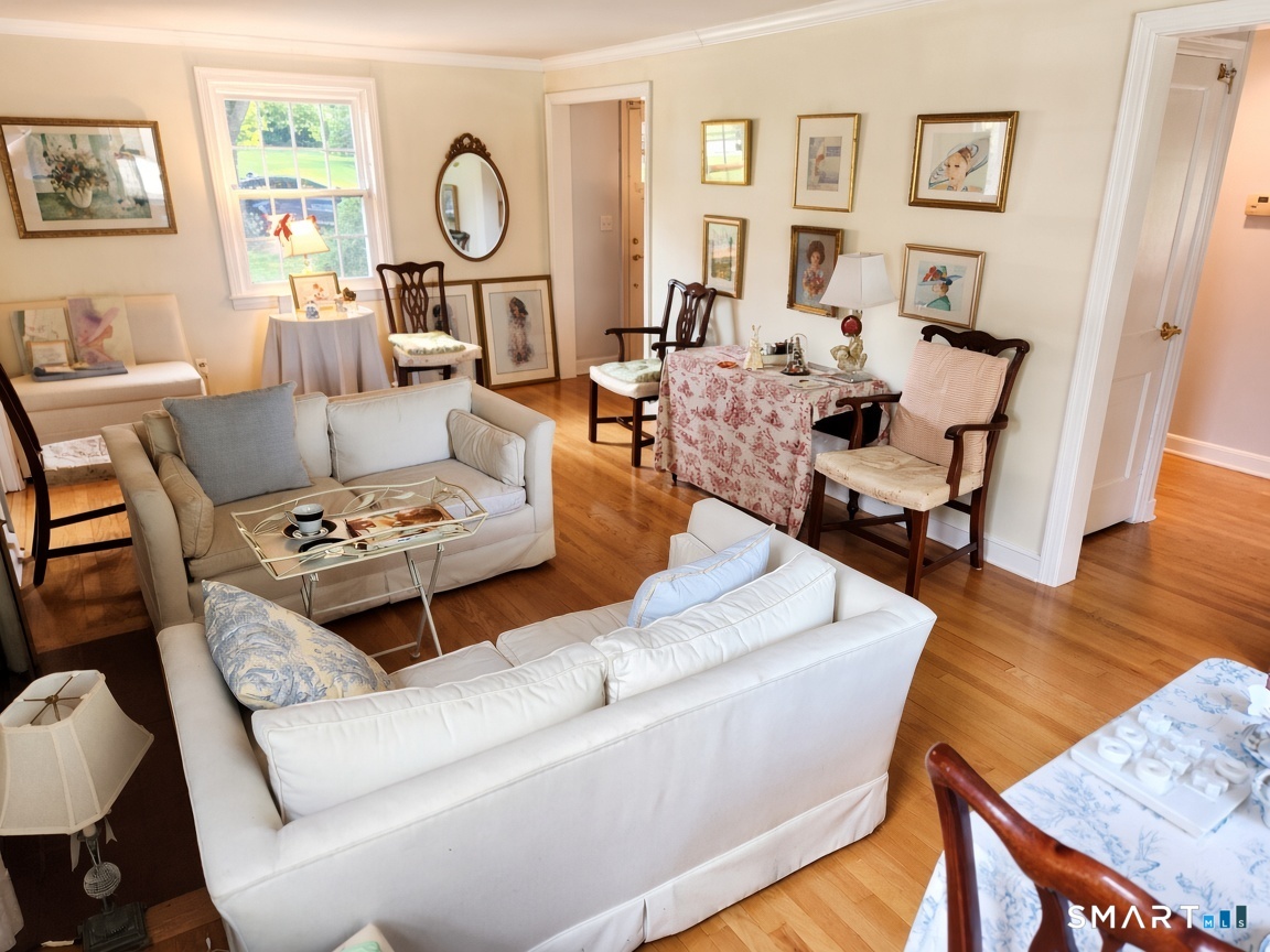 68 Farmingdale Road Wethersfield CT 06109