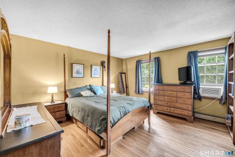 55 Spruceland Road Enfield CT 06082