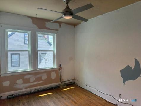105 Roydon Road New Haven CT 06511