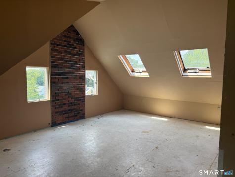 105 Roydon Road New Haven CT 06511