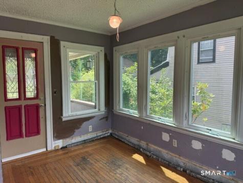 105 Roydon Road New Haven CT 06511