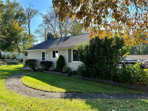 8 Hayes Street Danbury CT 06811