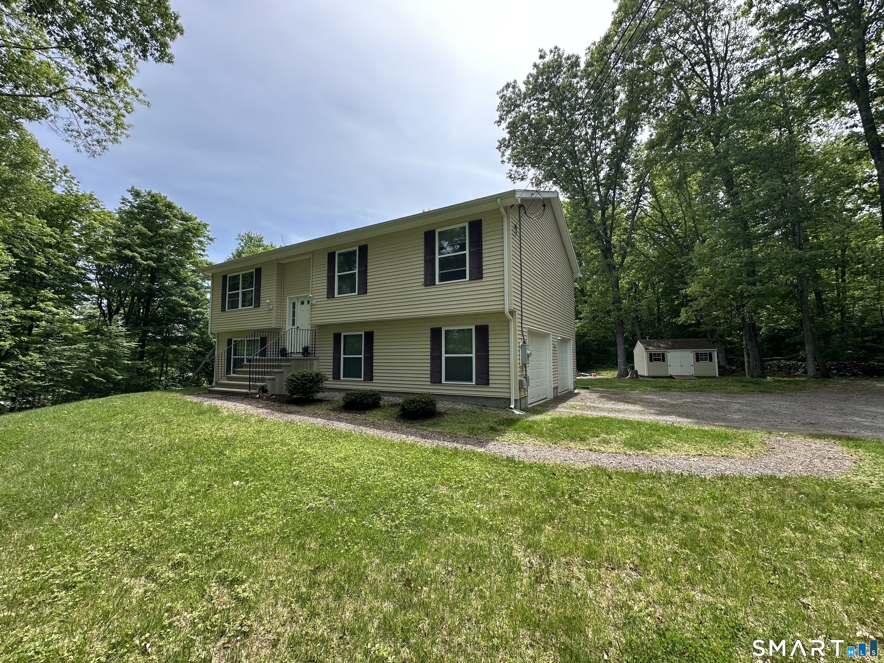 116 Tatnic Hill Road Brooklyn CT 06234