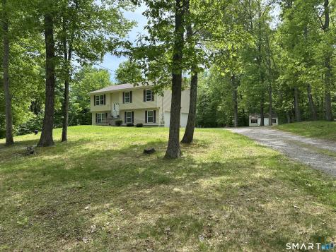 116 Tatnic Hill Road Brooklyn CT 06234