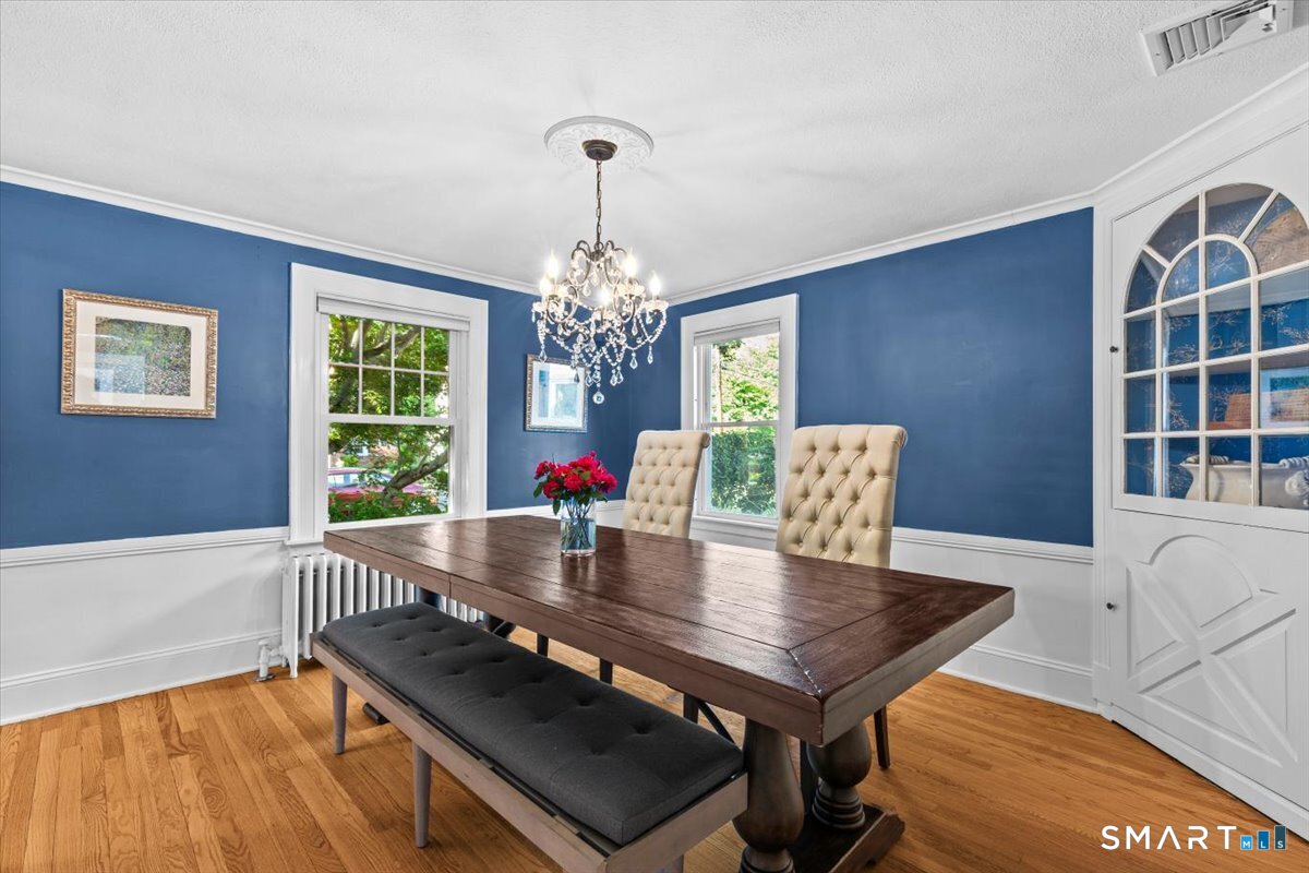 57 Warwick Street West Hartford CT 06119