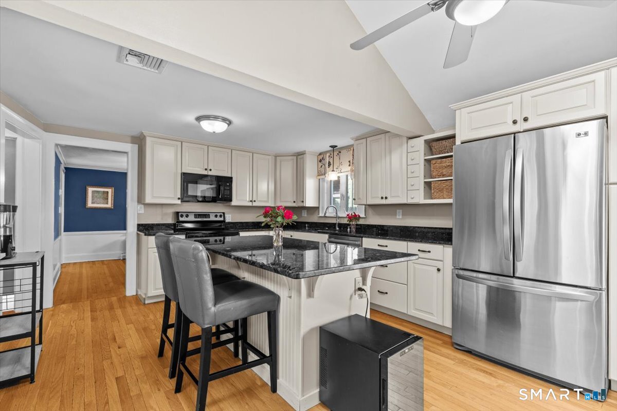 57 Warwick Street West Hartford CT 06119