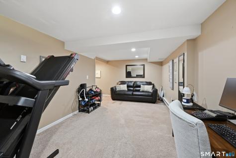 8 Winthrop Road Bethel CT 06801