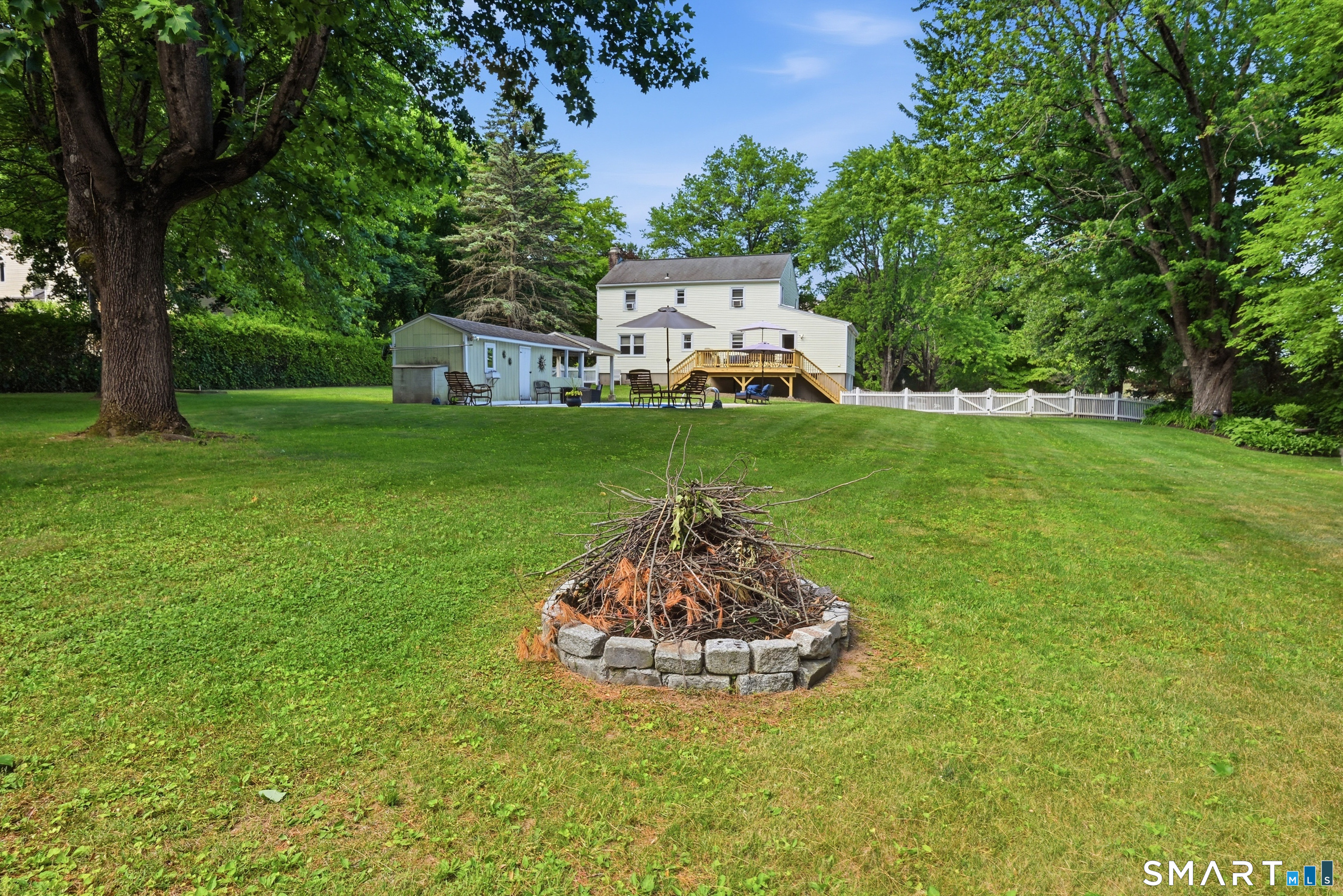 8 Winthrop Road Bethel CT 06801