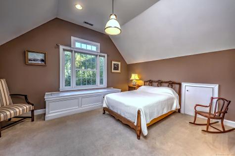 102 Wild Horse Court Monroe CT 06468