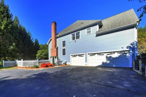 102 Wild Horse Court Monroe CT 06468