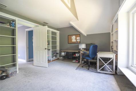 110 Old Wood Road Berlin CT 06037