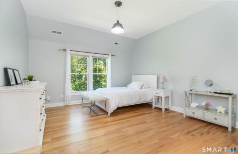 Fairfield CT 06825