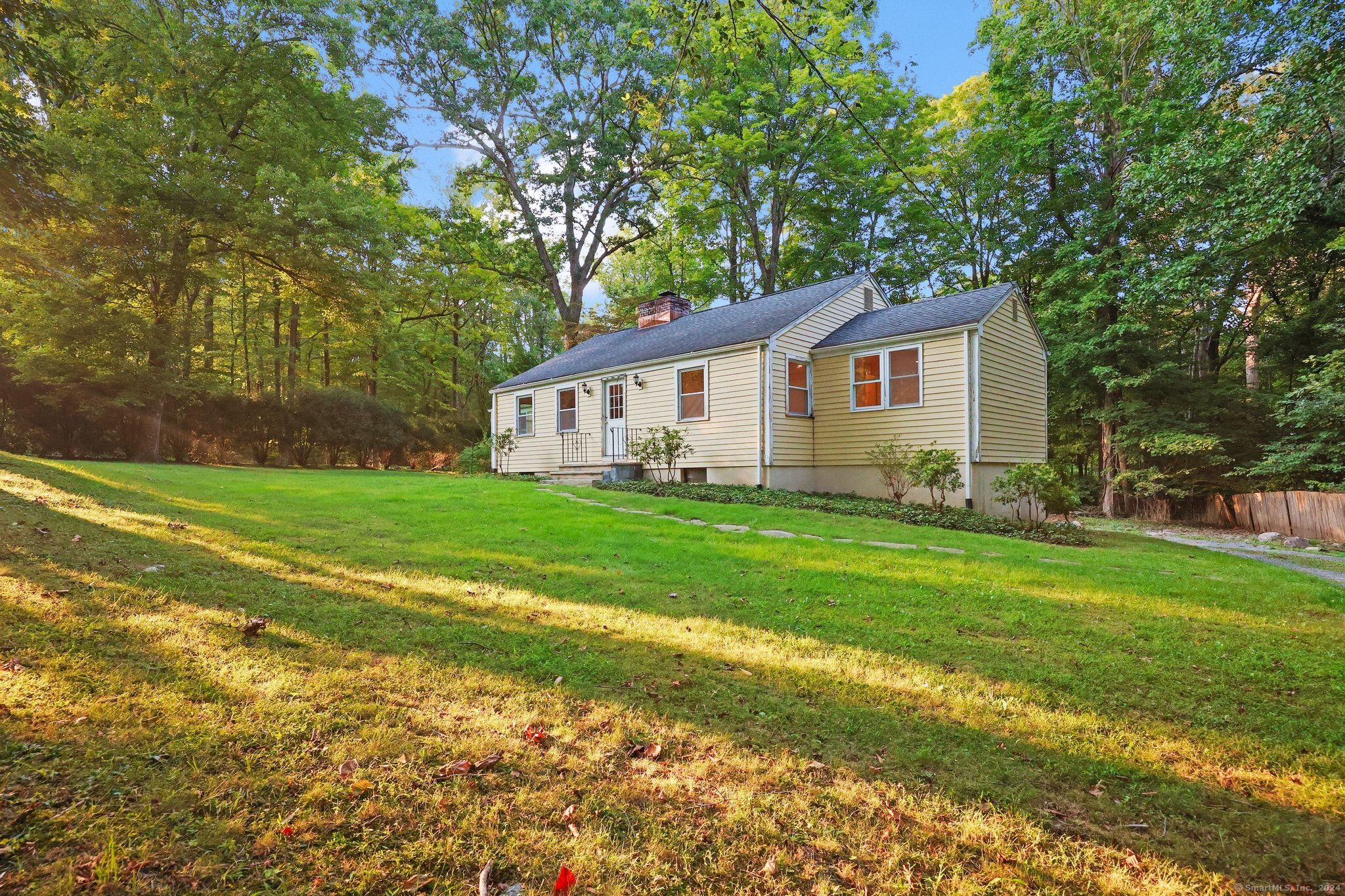 133 Jelliff Mill Road New Canaan CT 06840