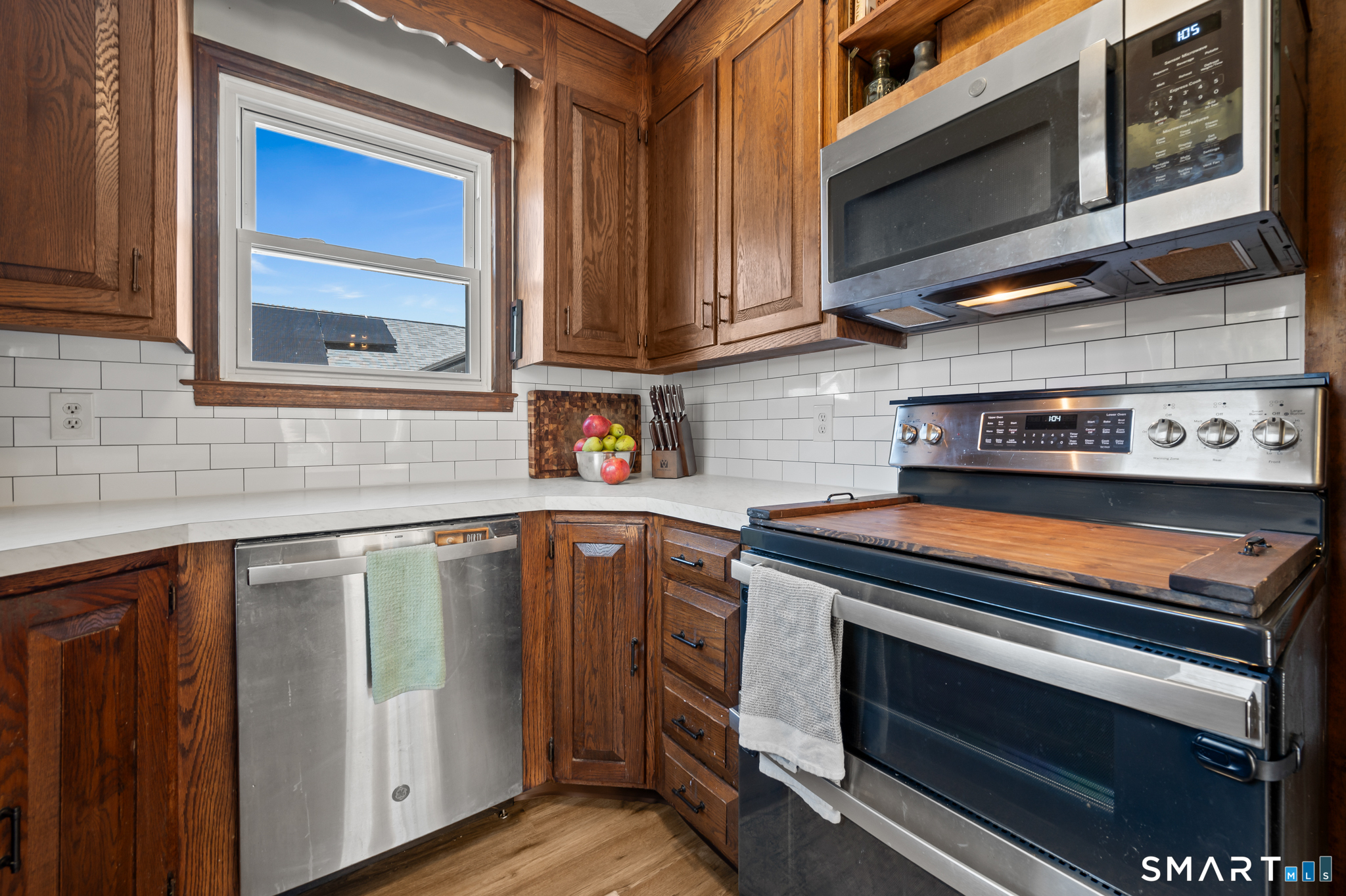 18 Oak Street Plymouth CT 06786