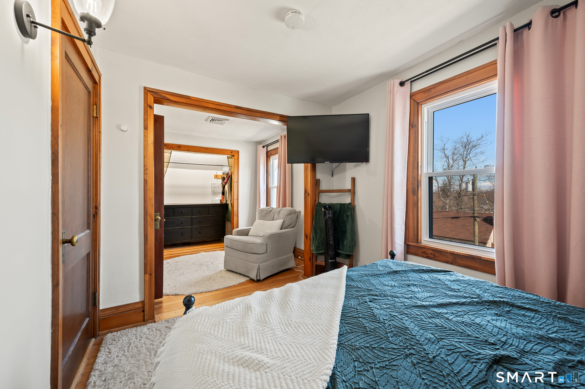 18 Oak Street Plymouth CT 06786