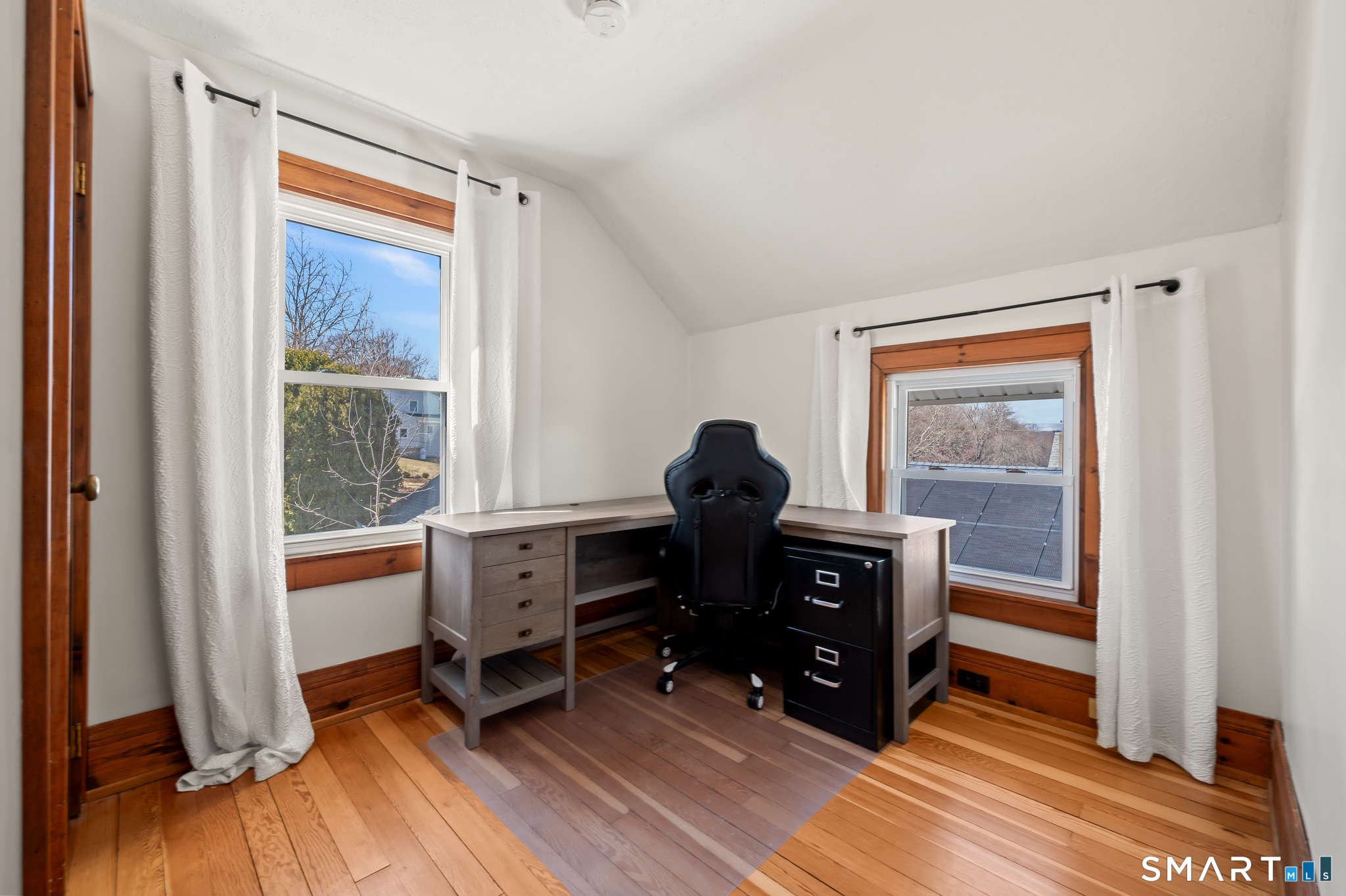 18 Oak Street Plymouth CT 06786