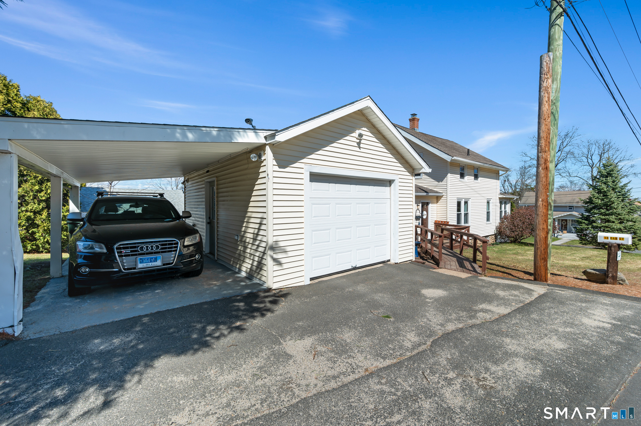 18 Oak Street Plymouth CT 06786