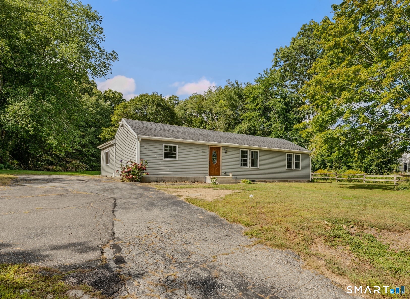 520 Boston Post Road Waterford CT 06385