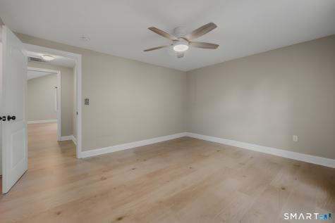 520 Boston Post Road Waterford CT 06385