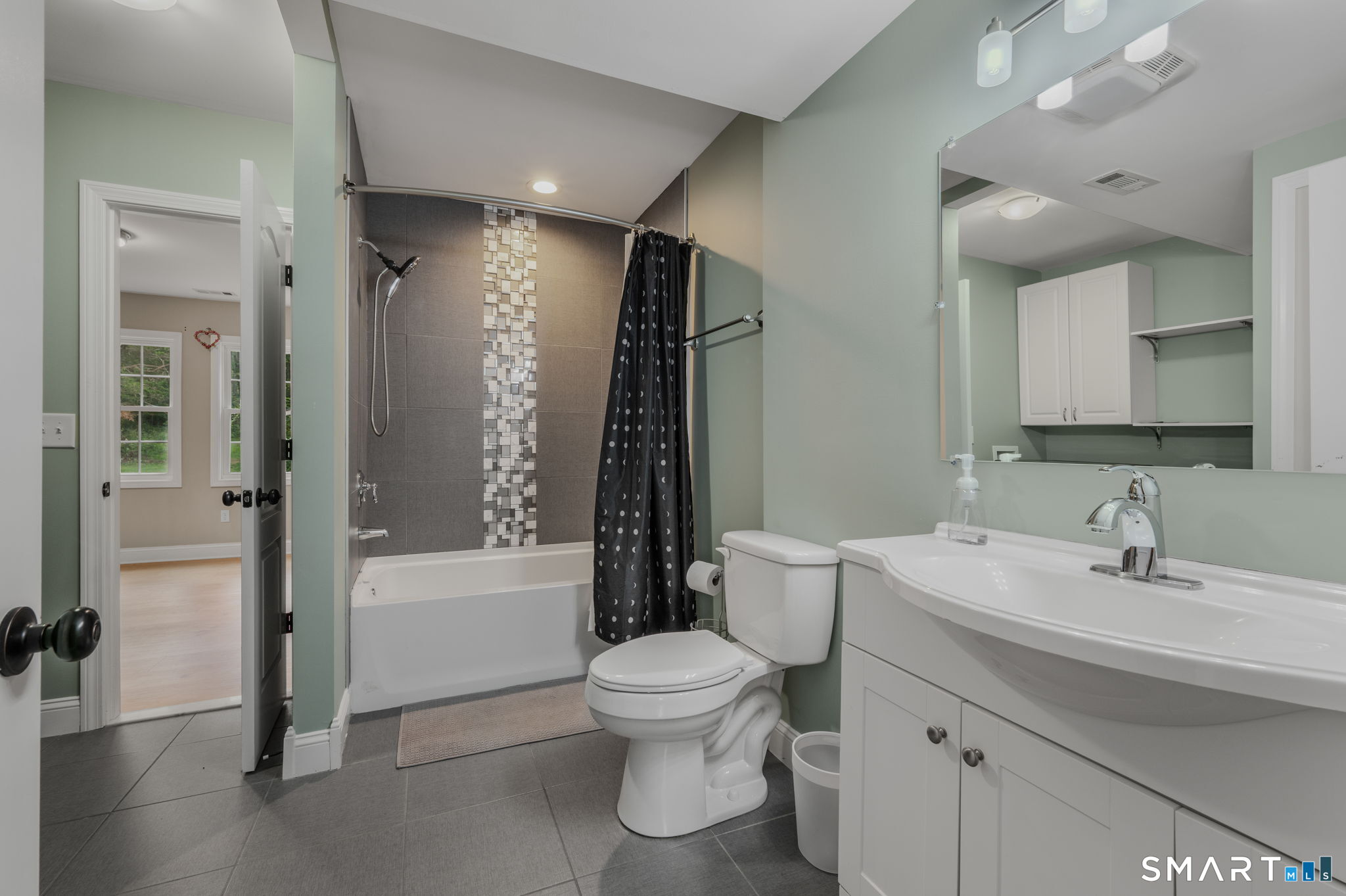 520 Boston Post Road Waterford CT 06385