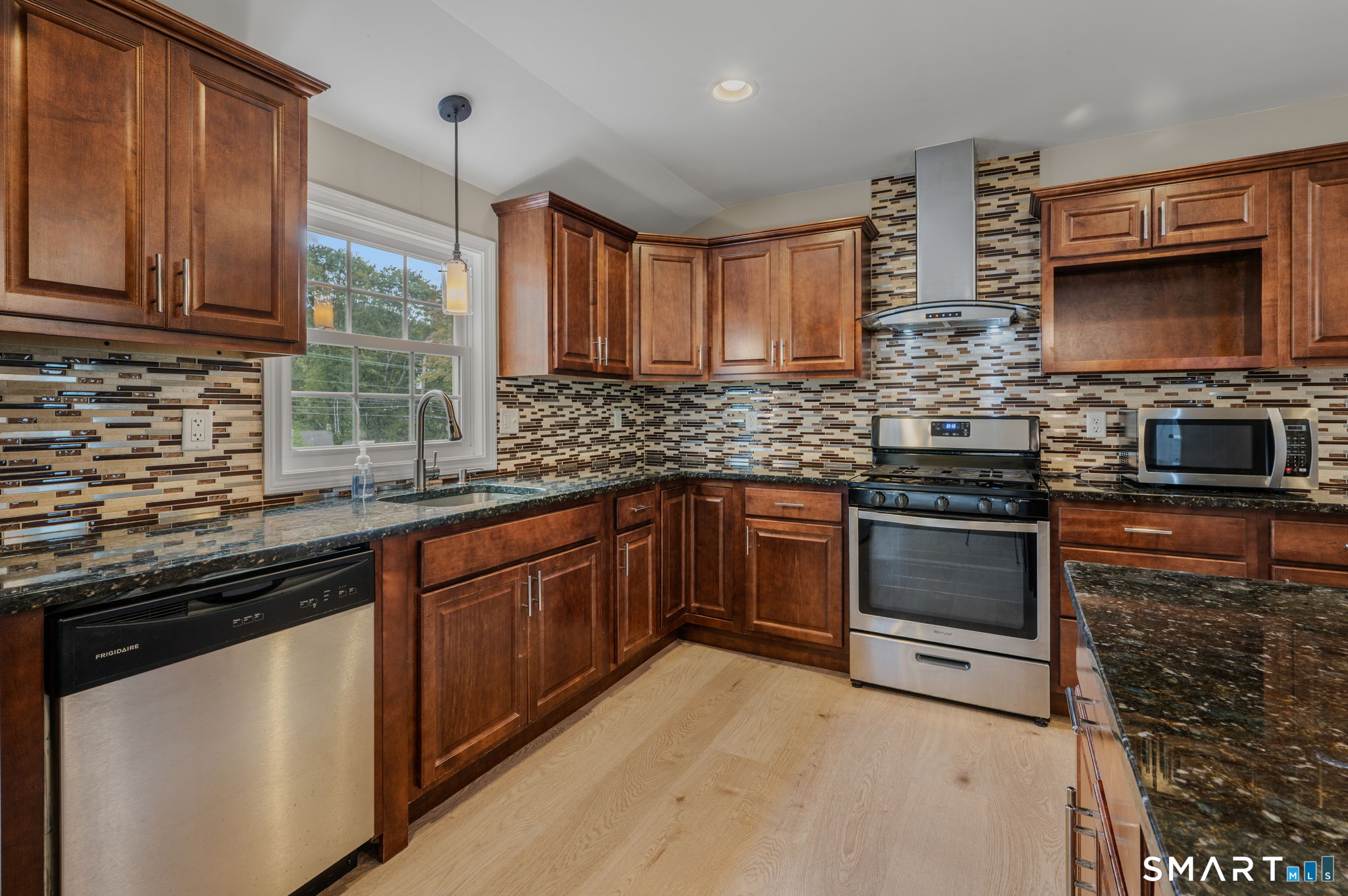 520 Boston Post Road Waterford CT 06385