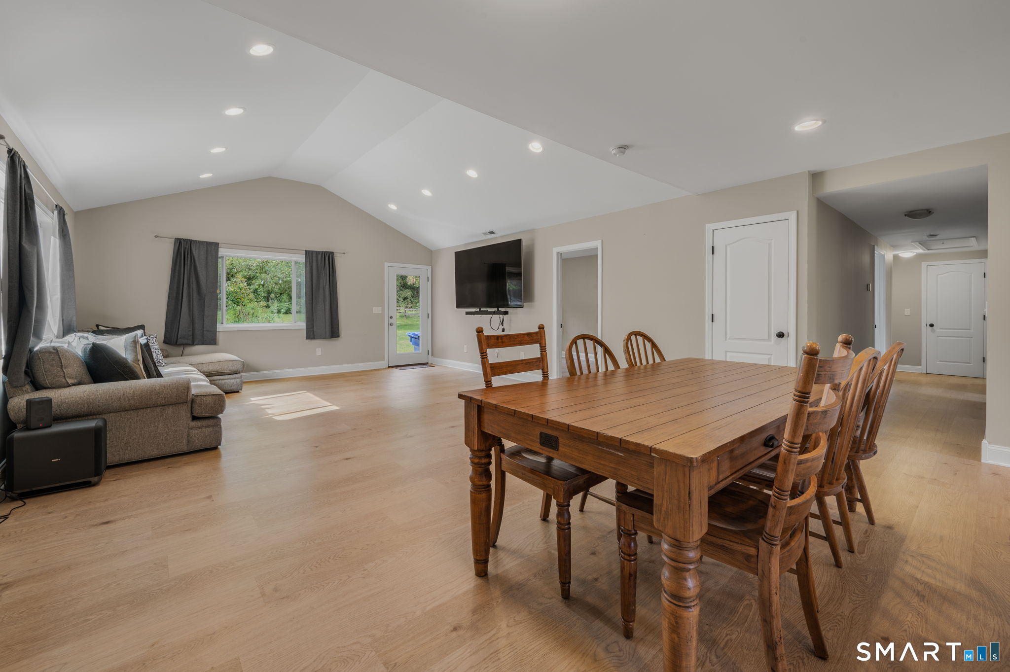 520 Boston Post Road Waterford CT 06385