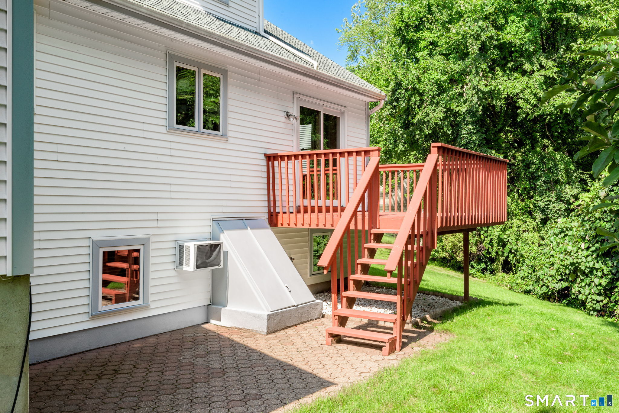 12 Stiles Court South Windsor CT 06074