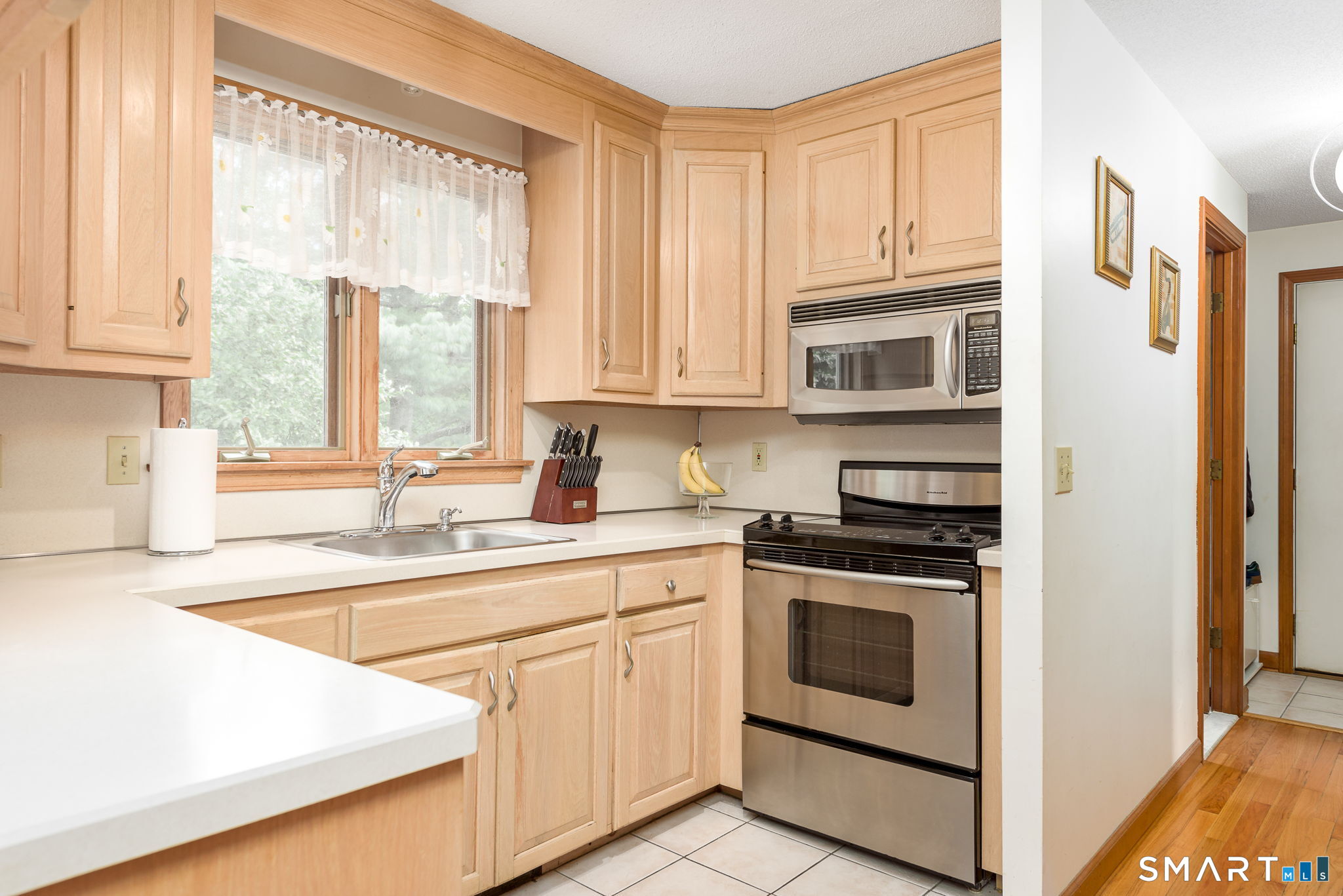 12 Stiles Court South Windsor CT 06074