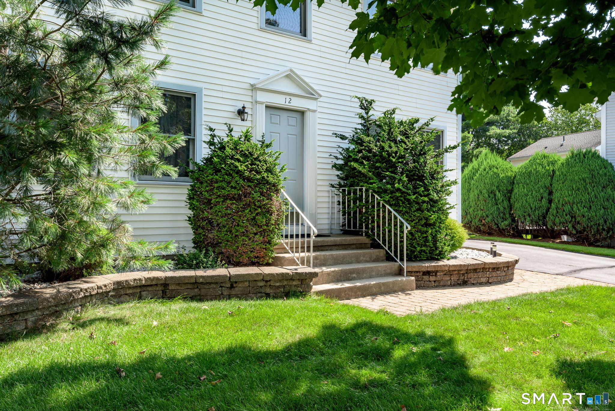 12 Stiles Court South Windsor CT 06074