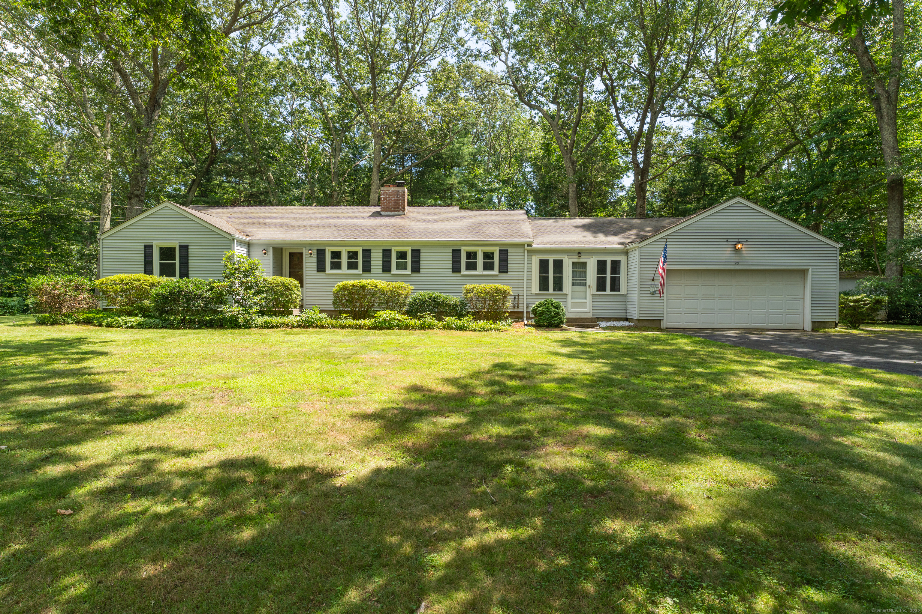 20 Robin Ridge Drive Madison CT 06443