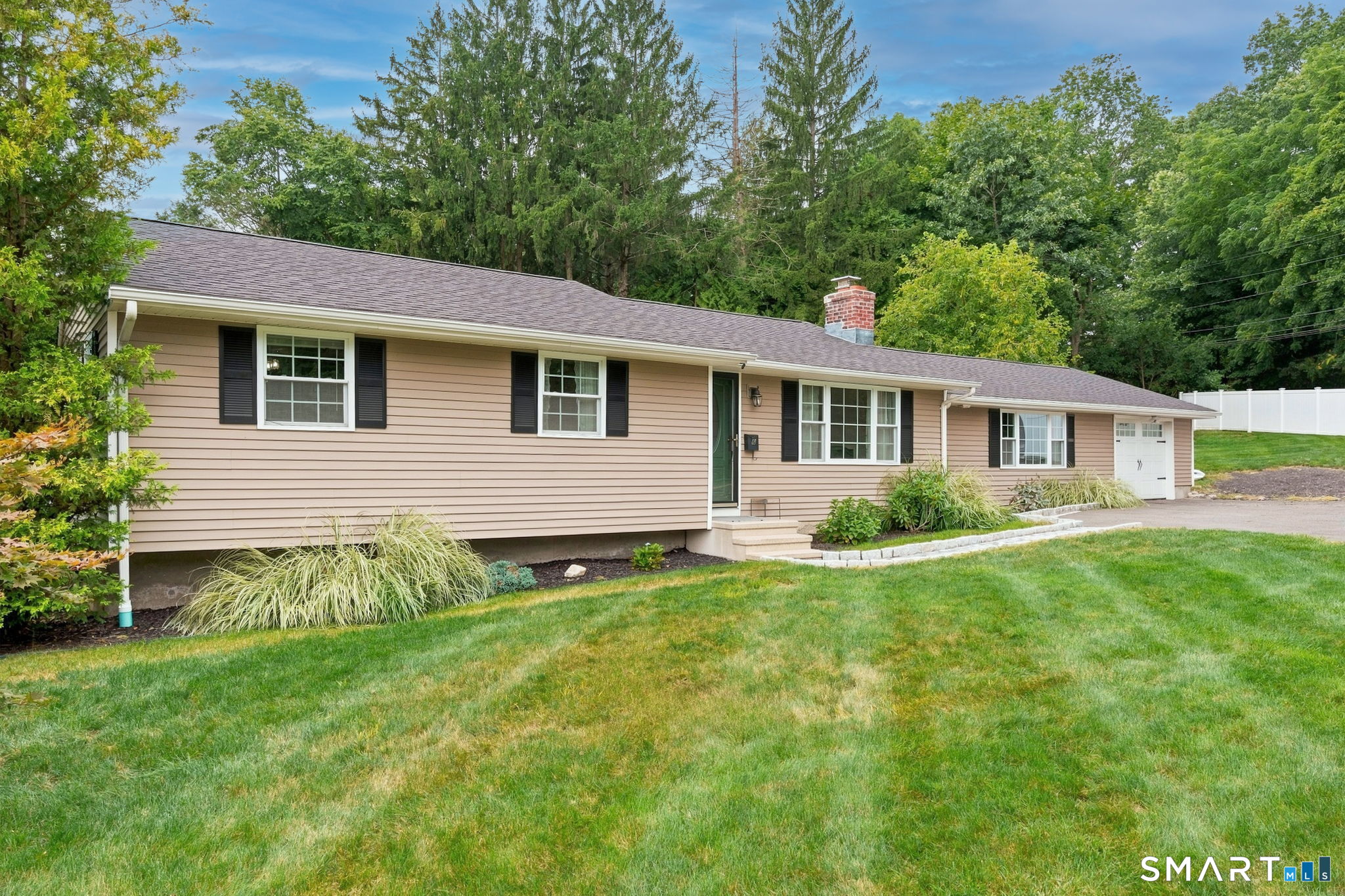 6 Pine Street Naugatuck CT 06770