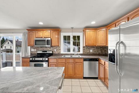 6 Pine Street Naugatuck CT 06770