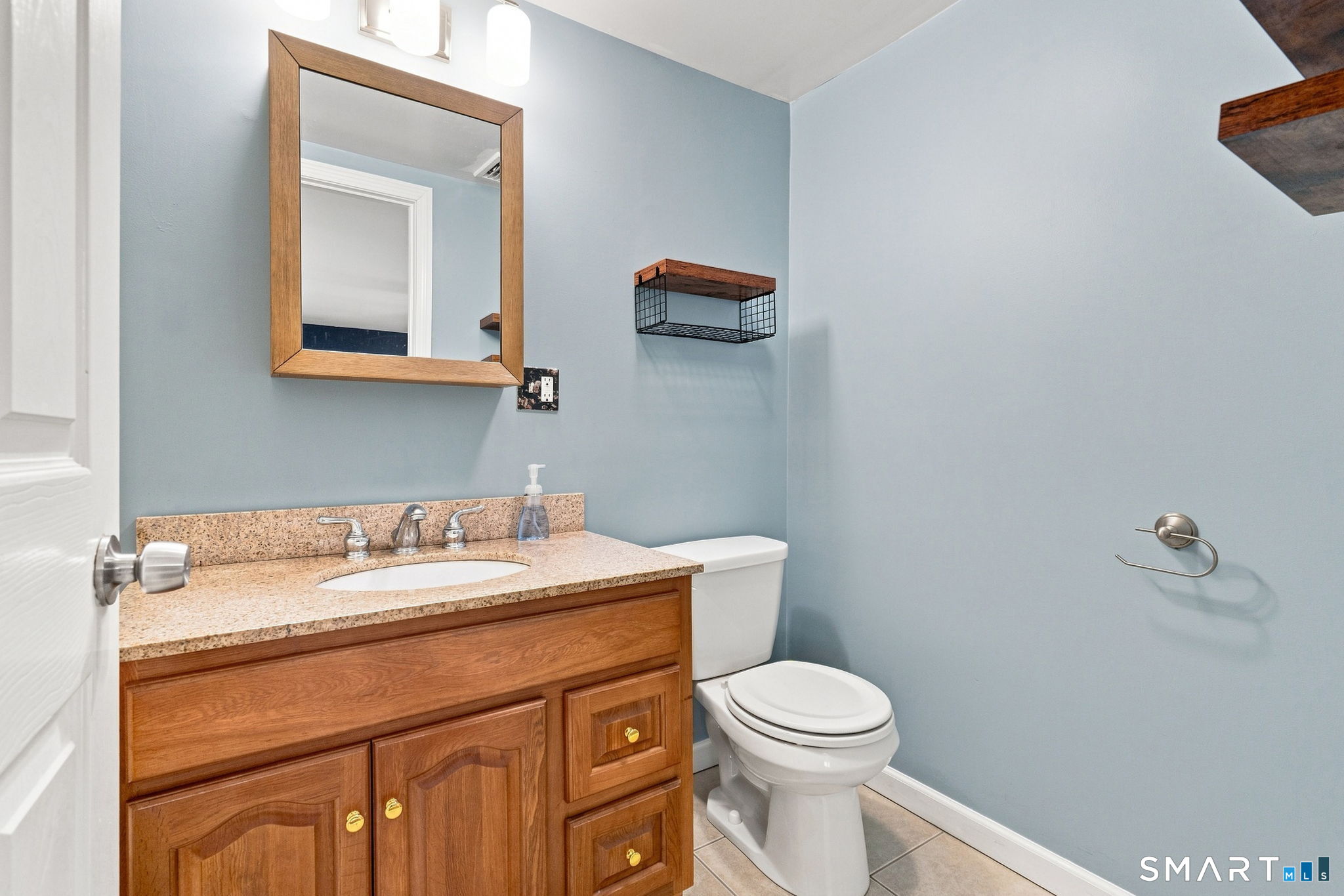 6 Pine Street Naugatuck CT 06770