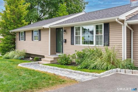 6 Pine Street Naugatuck CT 06770