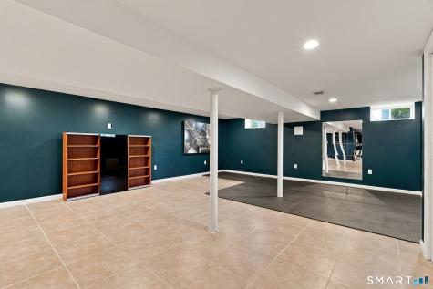6 Pine Street Naugatuck CT 06770