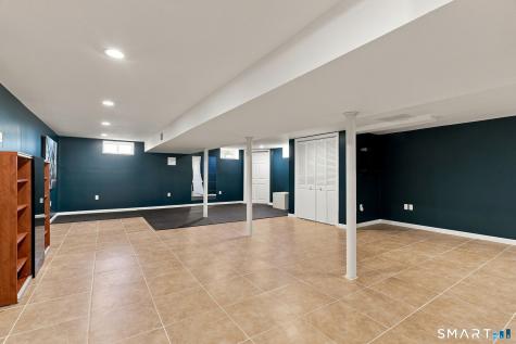 6 Pine Street Naugatuck CT 06770