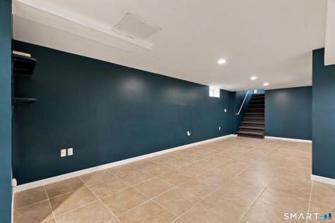 6 Pine Street Naugatuck CT 06770