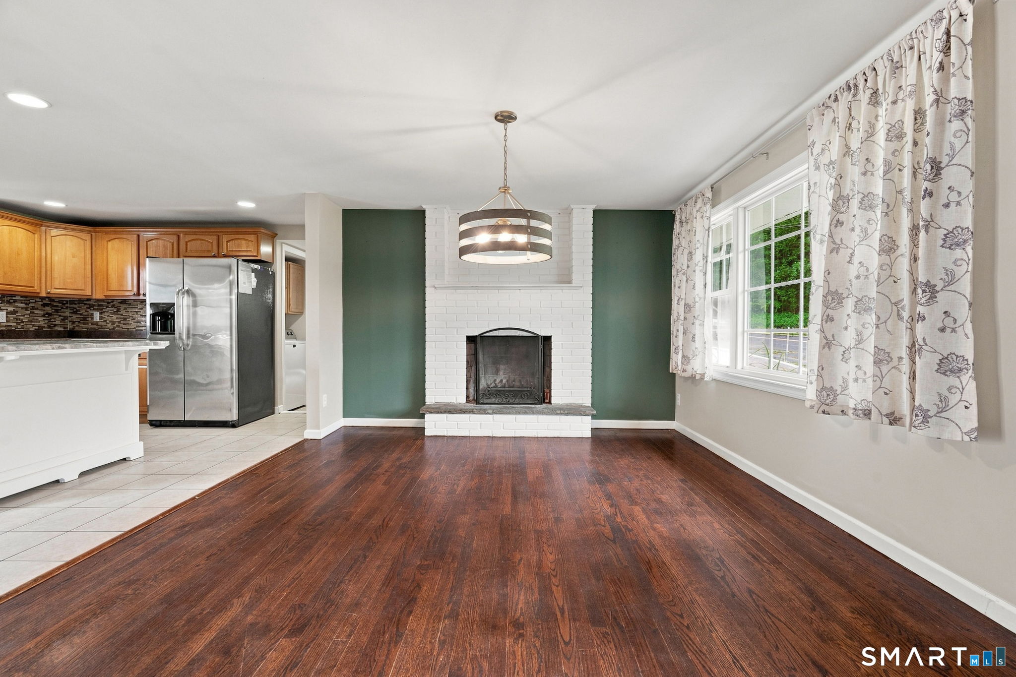6 Pine Street Naugatuck CT 06770
