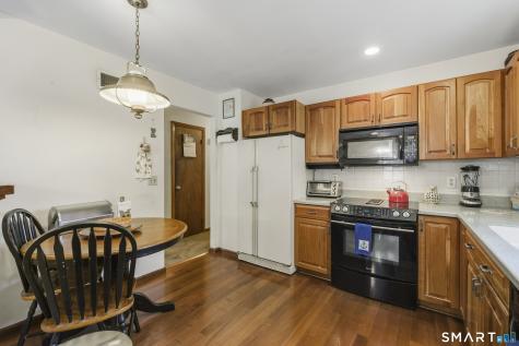 13 Ken Oaks Drive Danbury CT 06810