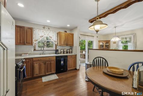 13 Ken Oaks Drive Danbury CT 06810