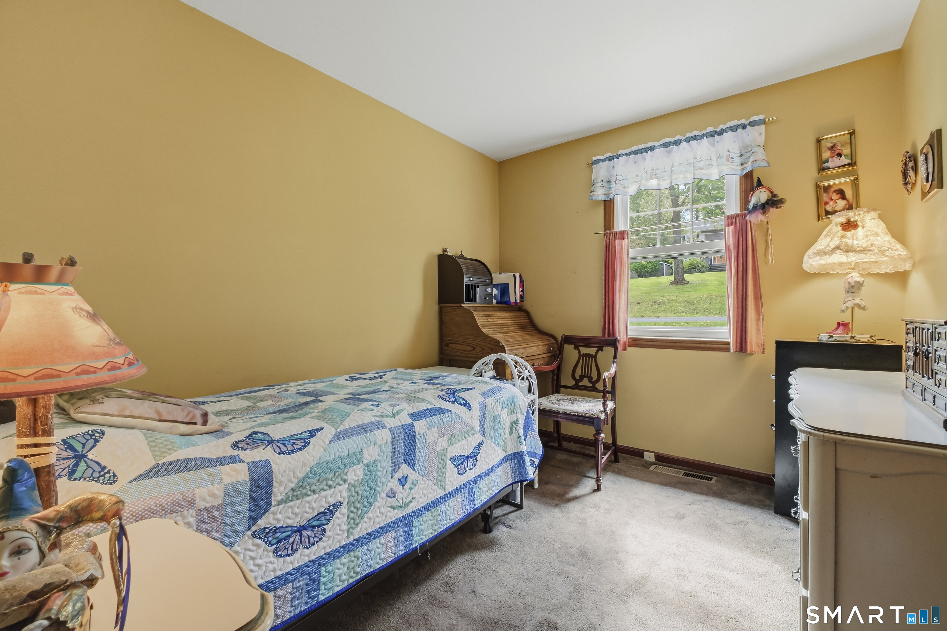 13 Ken Oaks Drive Danbury CT 06810