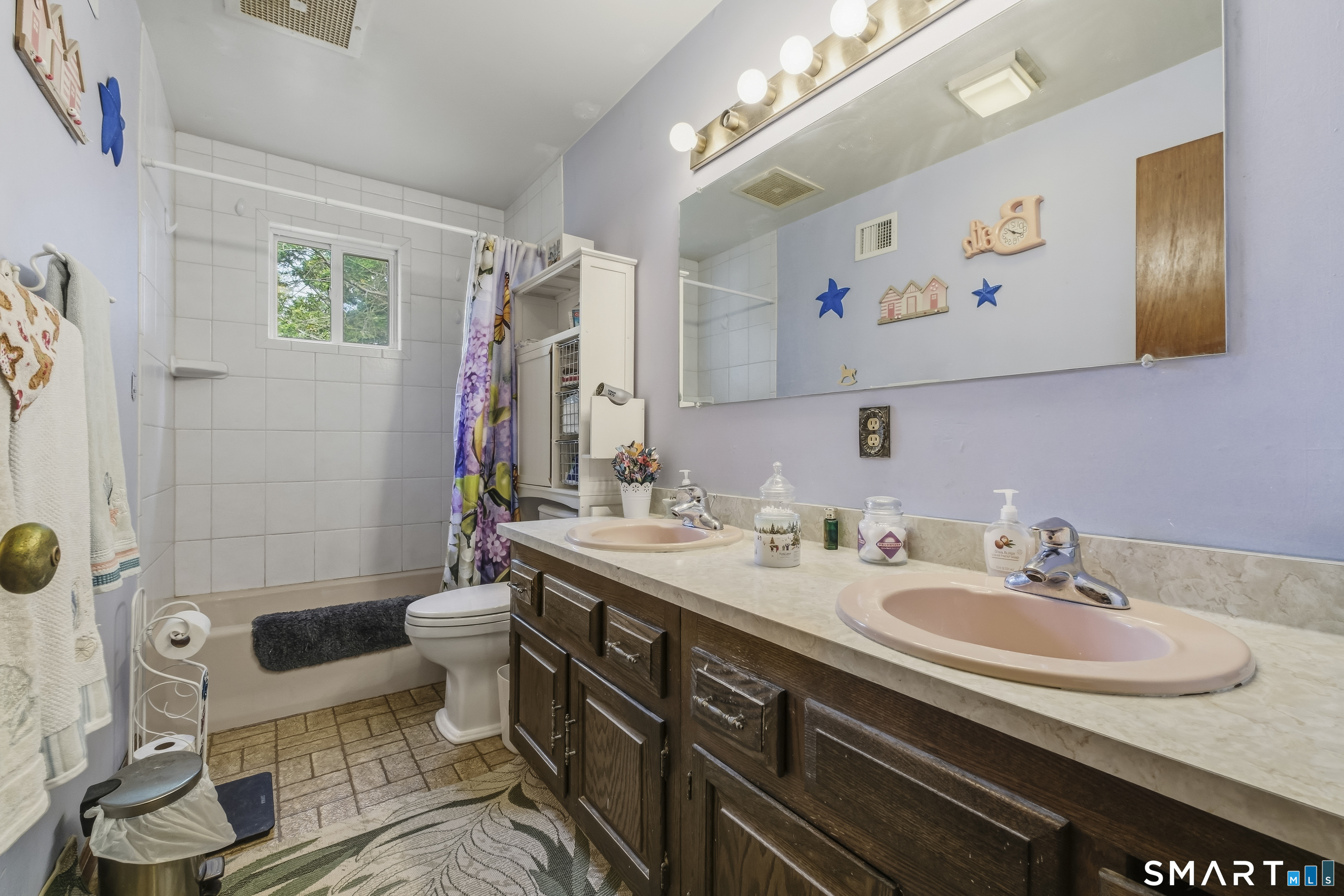 13 Ken Oaks Drive Danbury CT 06810