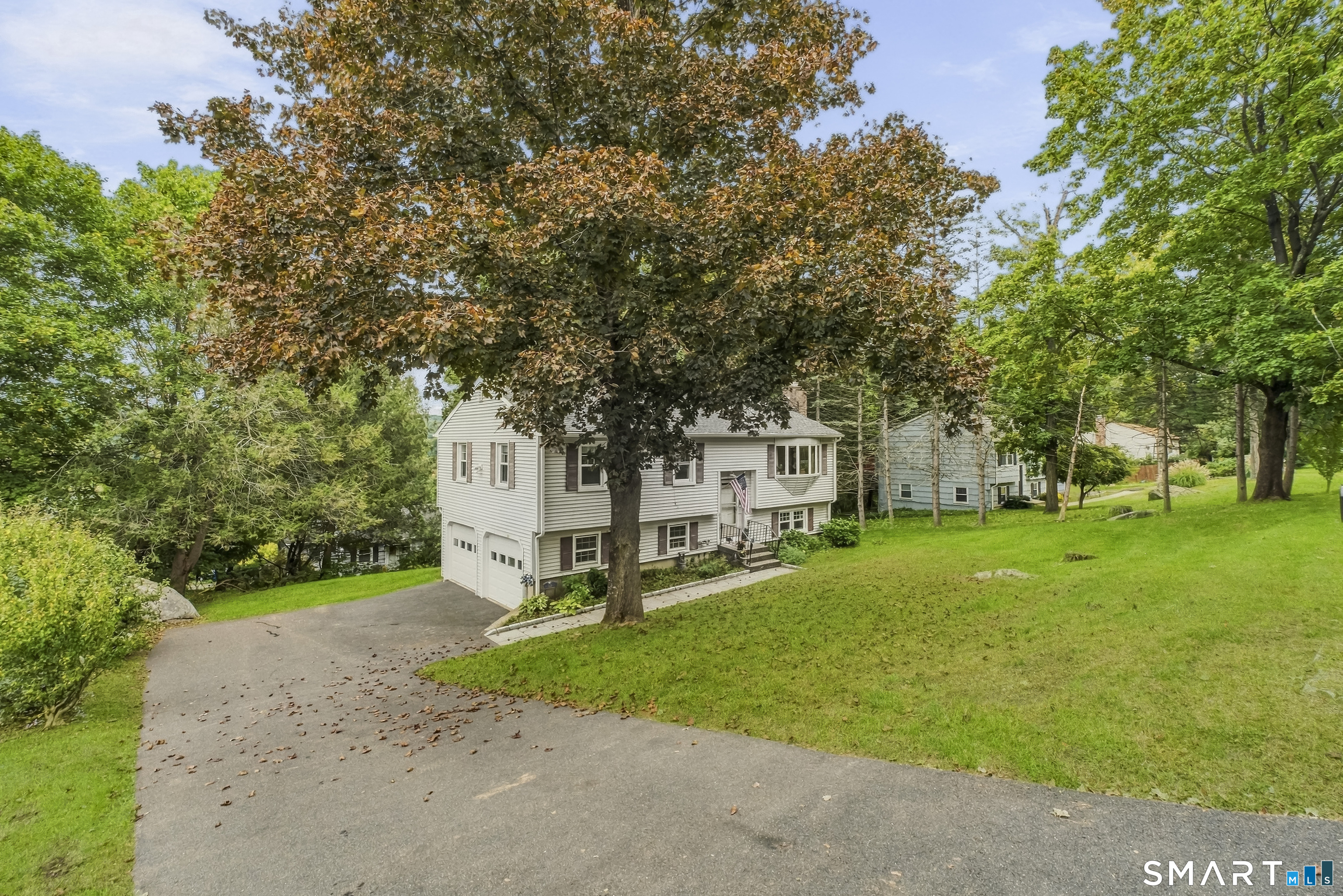 13 Ken Oaks Drive Danbury CT 06810
